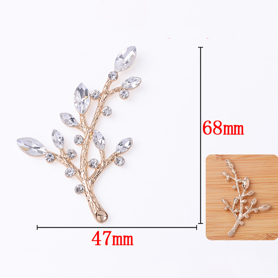 декор 148 23939 Декоративная "Веточка" со стразами 46*68 мм (1 шт), серебро — изображение 1